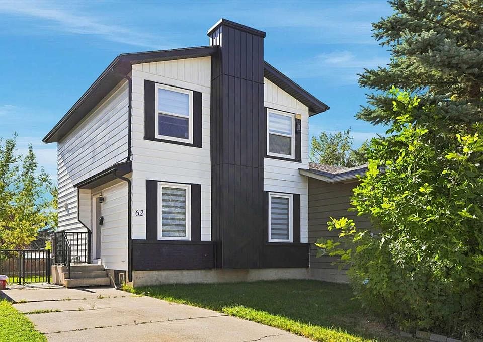 1st image of 62 NE Deer Ridge Way SE