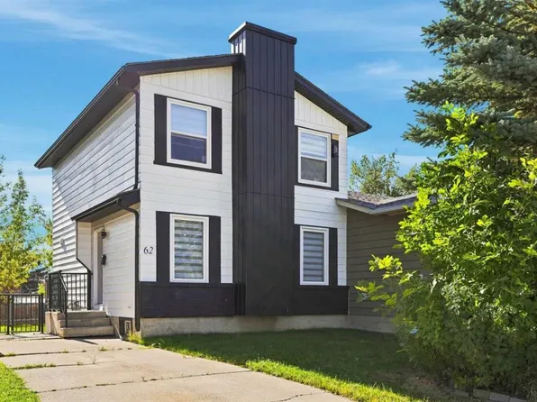 62 NE Deer Ridge Way SE, Calgary, AB T2J 5Y6