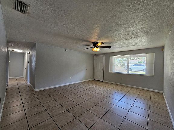 5th image of 1222 Gladys Ave