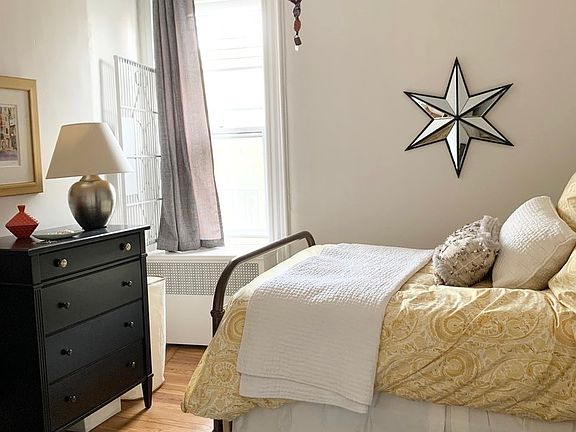 3rd image of 269 Hicks St #3B