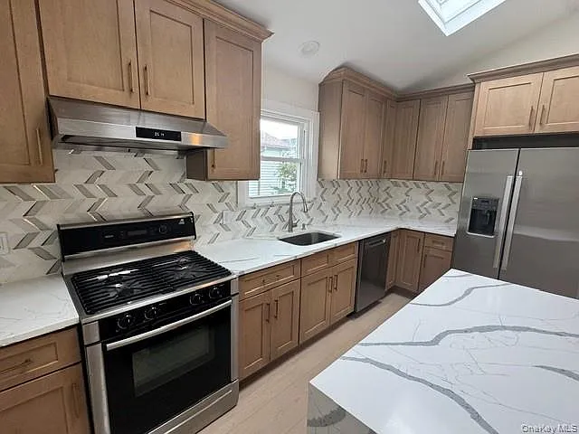 8 Deans Ln — Photo 9