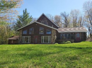7983 E 84th St, Reed City, MI 49677