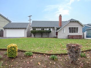 246 Baptiste Way, La Canada Flintridge, CA 91011