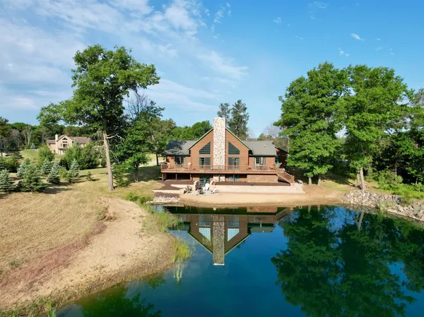 W5488 Windcrest Ct, New Lisbon, WI 53950