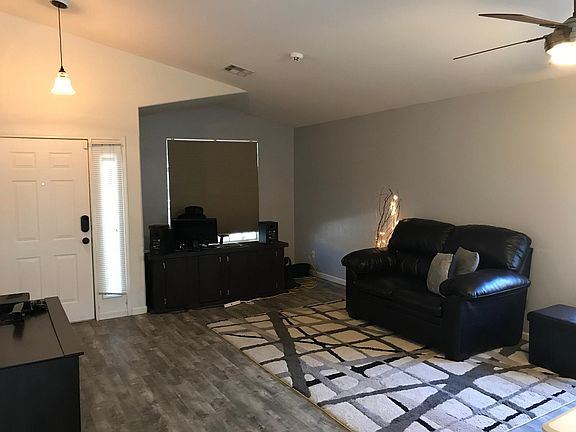 Big front room upon entrance