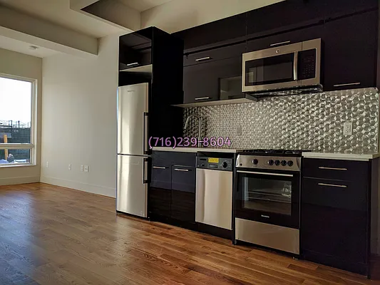 Rented by Manhattan Management LLC | media 51