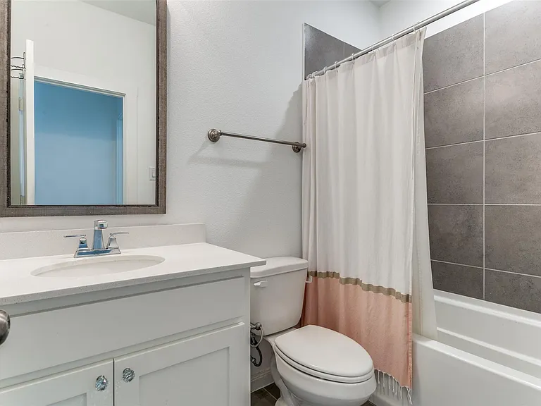 1258 Ocean Breeze Dr — Photo 15