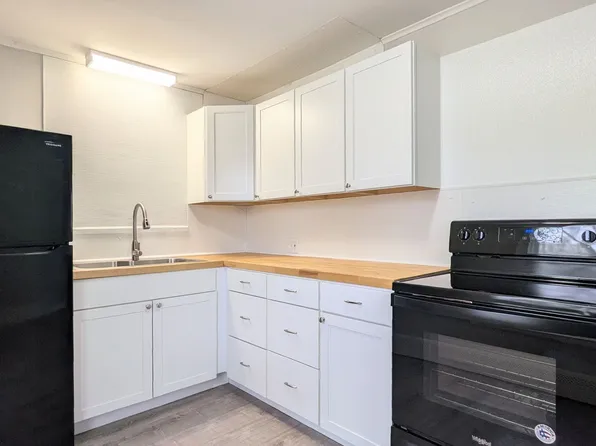 56 Silver, 56 Silver St APT 3, Waterville, ME 04901