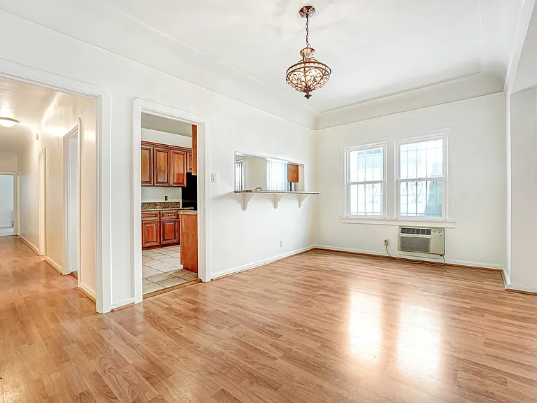 325 N Stanley Ave #327 — Photo 10
