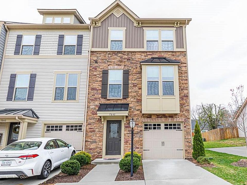 Front of house, end unit