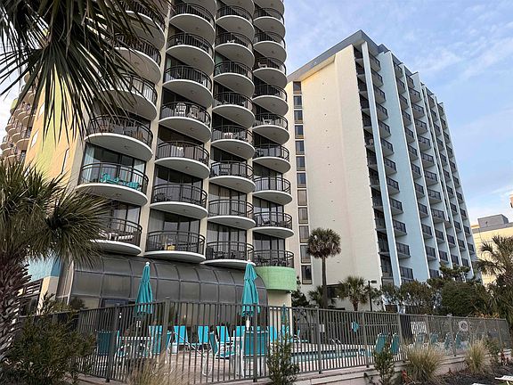 3rd image of 2310 N Ocean Blvd. #406