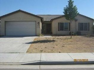 2215 Macau St, Bakersfield, CA