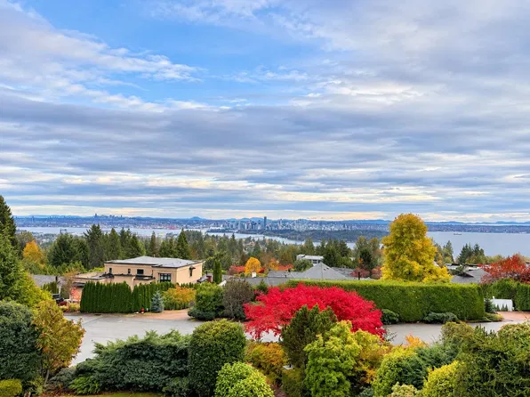 1263 Chartwell Pl, West Vancouver, BC V7S 2S2