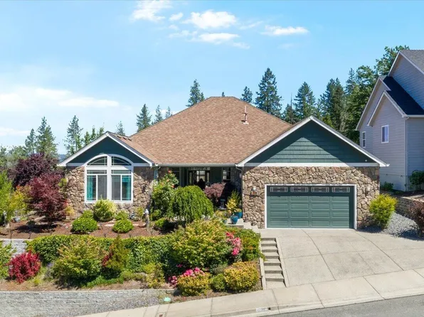 224 Landau Ln, Grants Pass, OR 97527