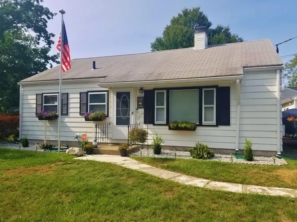 18 Cuff Ave, Springfield, MA 01104