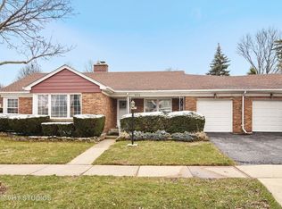 802 S Vail Ave, Arlington Heights, IL
