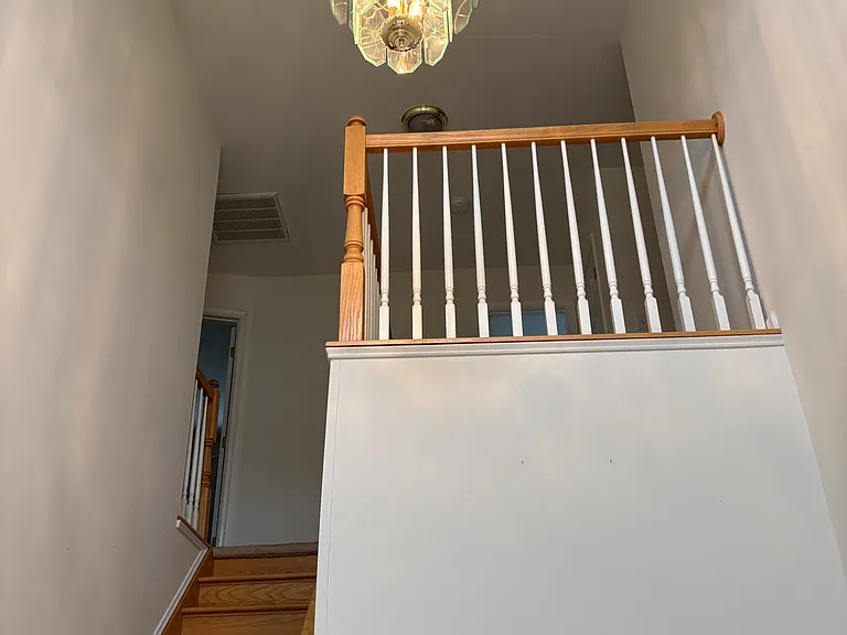 101 Quigley Ct — Photo 25