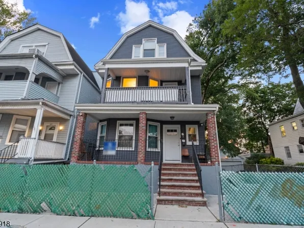285 Amherst St, East Orange City, NJ 07018