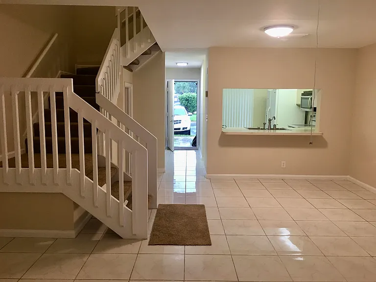 4433 NW 93rd Way — Photo 6