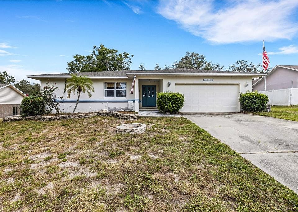 1st image of 7028 CENTERHILL DRIVE