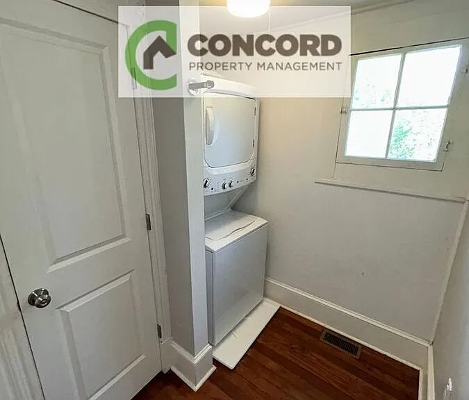 510 Park Ave — Photo 12