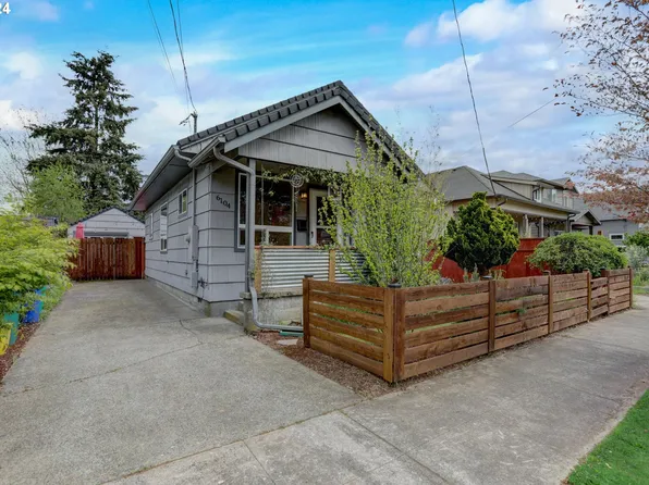 6104 SE 88th Ave, Portland, OR 97266