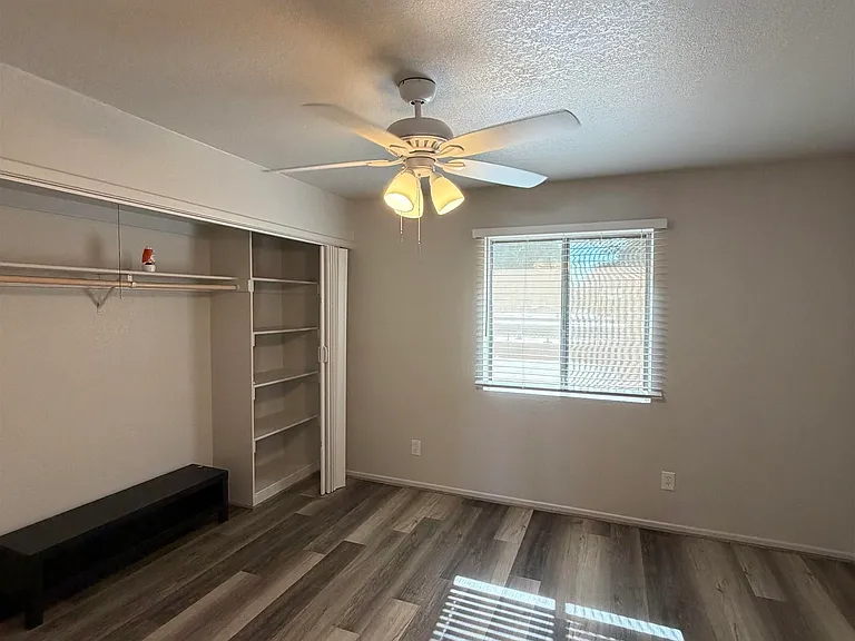 1138 S Pagent Ave — Photo 8