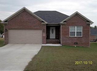 128 Ashkirk Ln, Glasgow, KY 42141