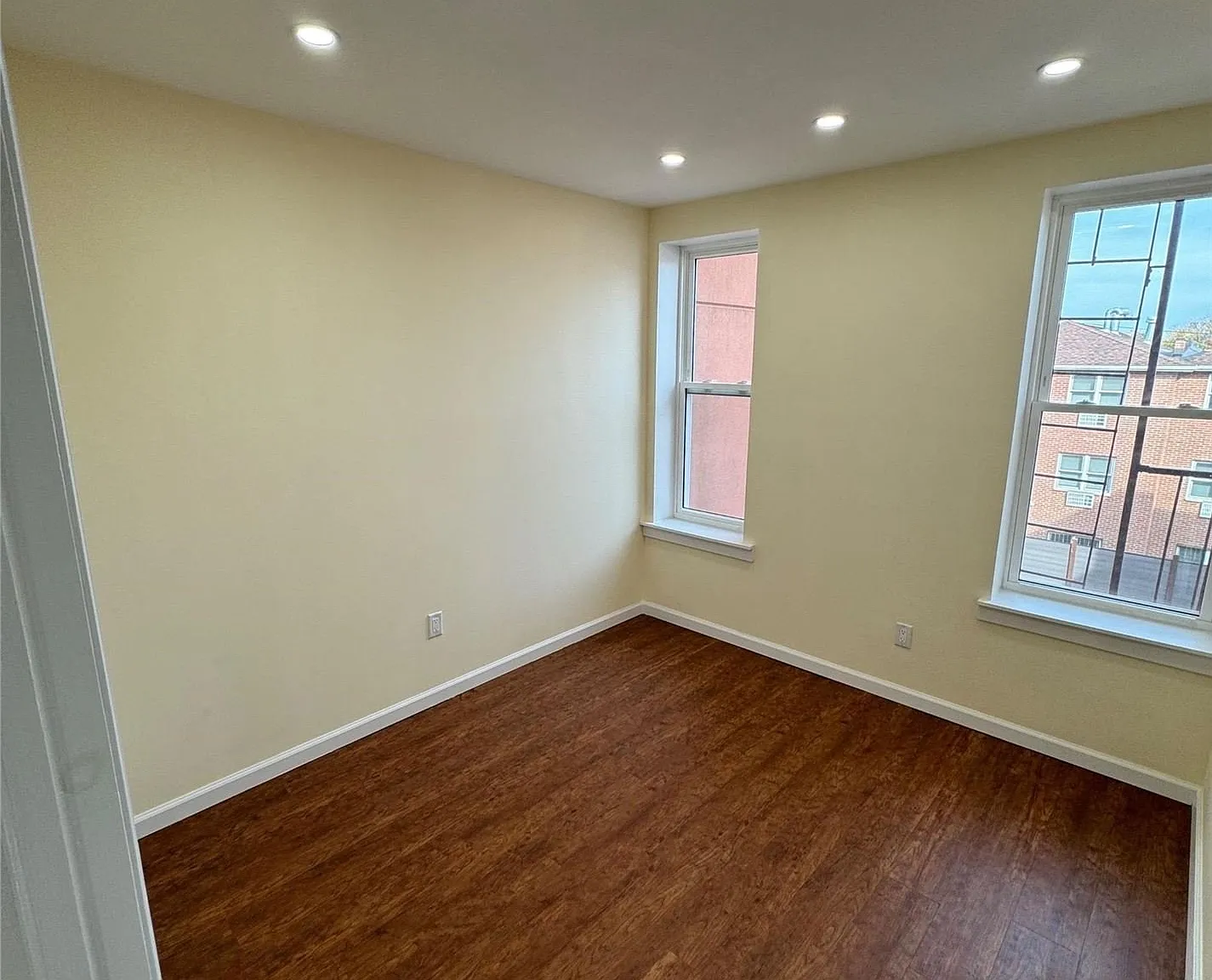 3 bed, 2.0 bath, $3,300 — Photo 4