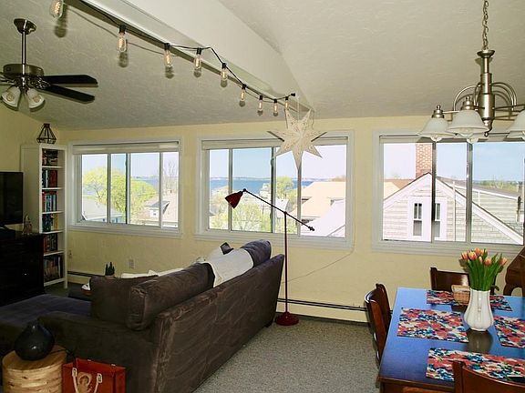 4th image of 111 Highland Ave #C
