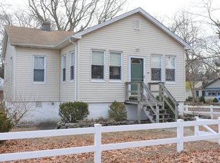 66 Pine Neck Ave, Sag Harbor, NY 11963