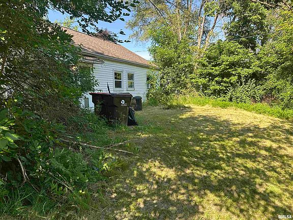 5th image of 2212 W Dennis Ct