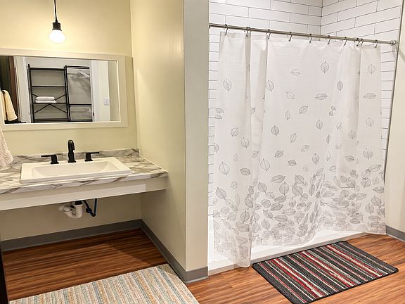 4th image of 303 Congress Ave #6