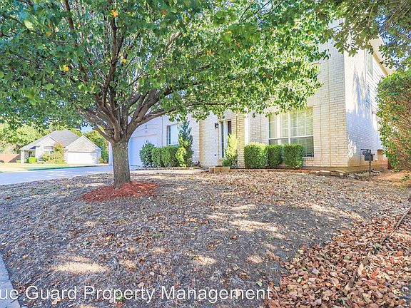 2nd image of 5564 Lawnsberry Dr
