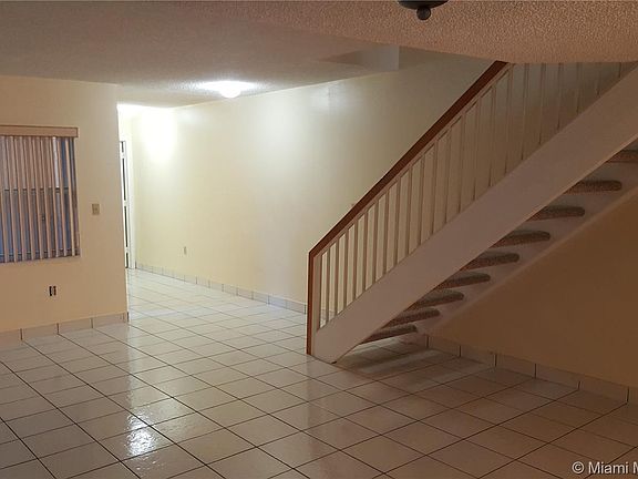 3rd image of 1421 NW 123rd Ter