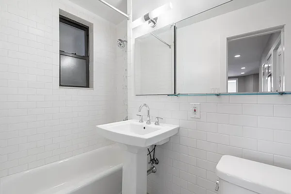 Rented by Tourma Realty LLC | media 16