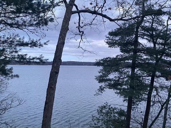 Wildwood Dr, Allegan, MI 49010