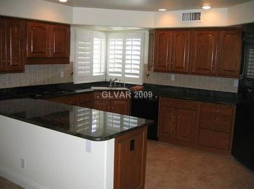 4th image of 5104 Turnberry Ln