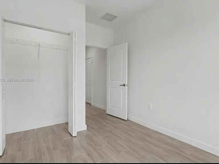 6140 SW 39th St — Photo 12