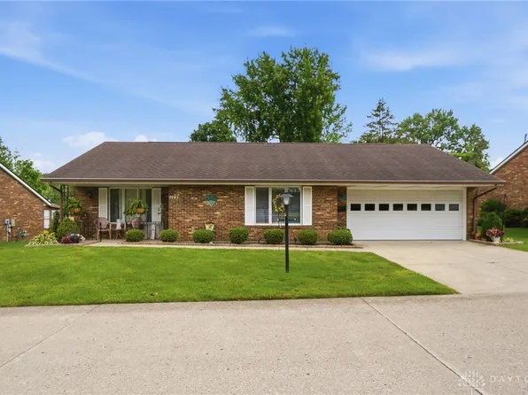 1043 Armsgate Rd, Springfield, OH 45503