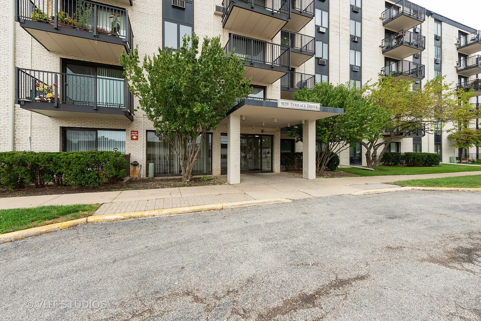 9128 W Terrace Dr Unit 1E photo 1