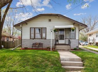 3118 Oxford St, Des Moines, IA 50313