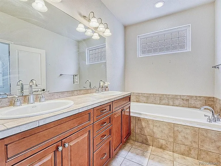 11972 E Lake Cir — Photo 13
