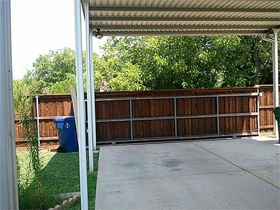 5th image of 1037 Rockledge Dr
