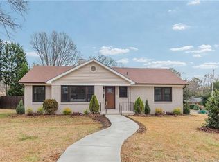 1200 Dresden Dr, Charlotte, NC 28205