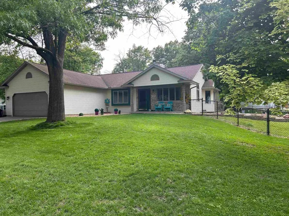 319 Green St, Pardeeville, WI 53954