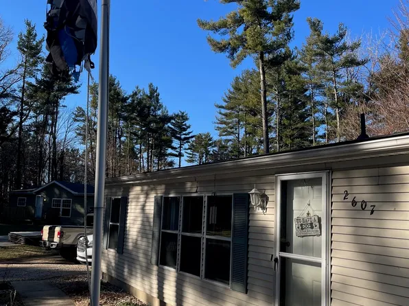 2607 E Pine Dr, Warsaw, IN 46582