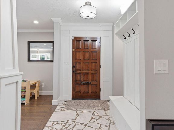 5th image of 3056 E Rocklyn Road