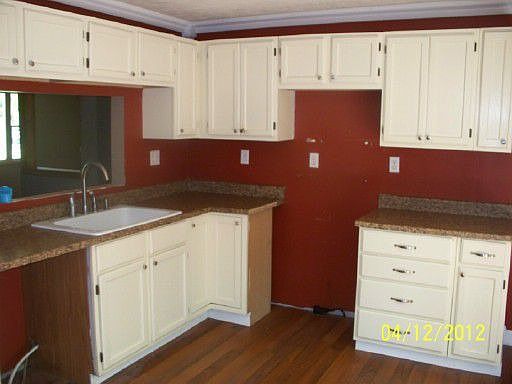 5th image of 36 E Valley Dr