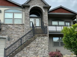 757 W Lookout Ridge Dr, Washougal, WA 98671